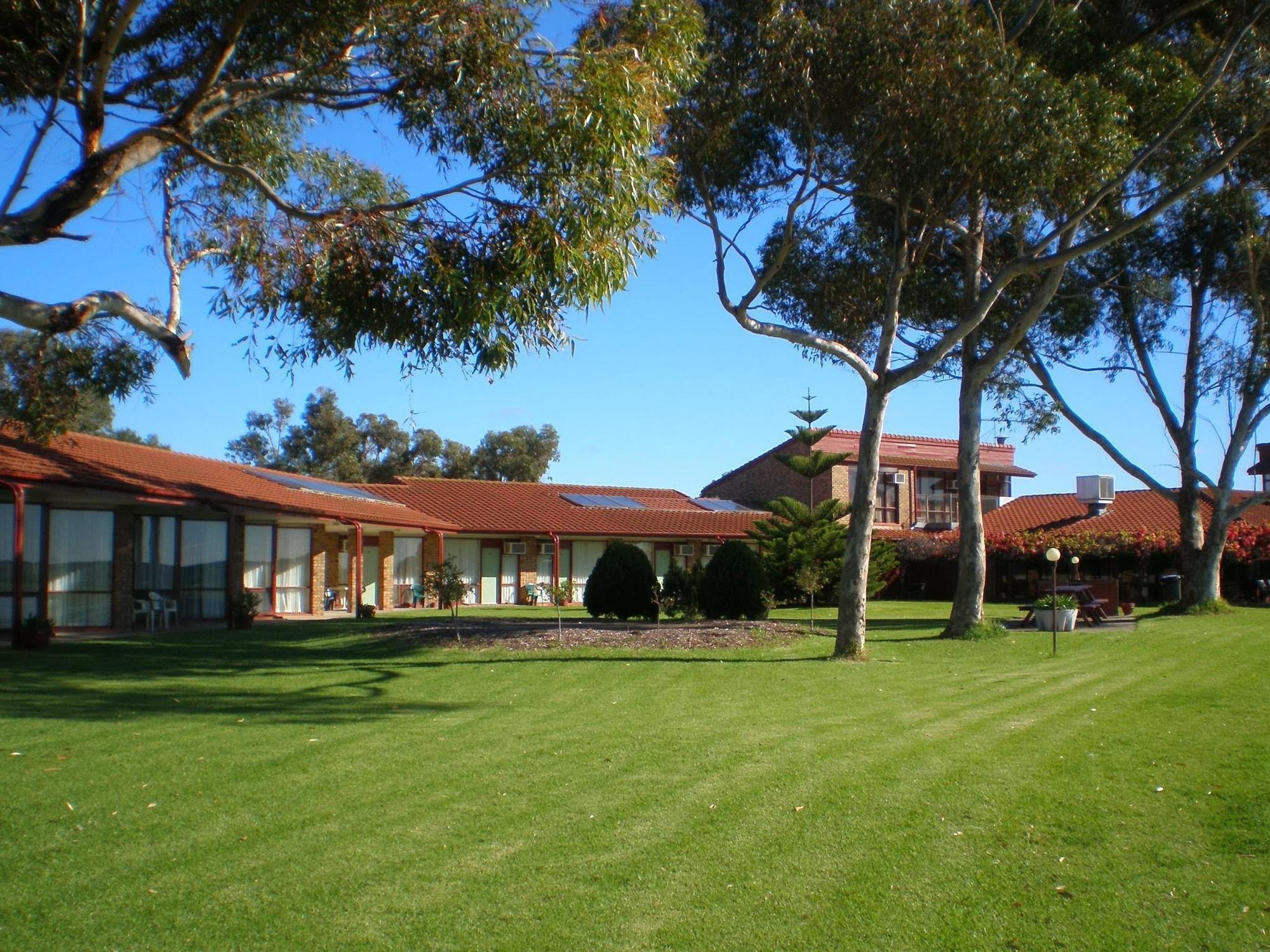 Goolwa Riverport Motel Exterior photo